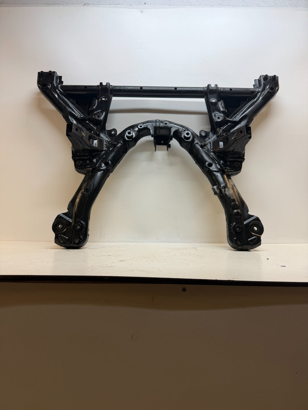 2020- 2024 TESLA MODEL Y FRONT UNDERCARRIAGE CROSSMEMBER SUBFRAME 1044531-00-C