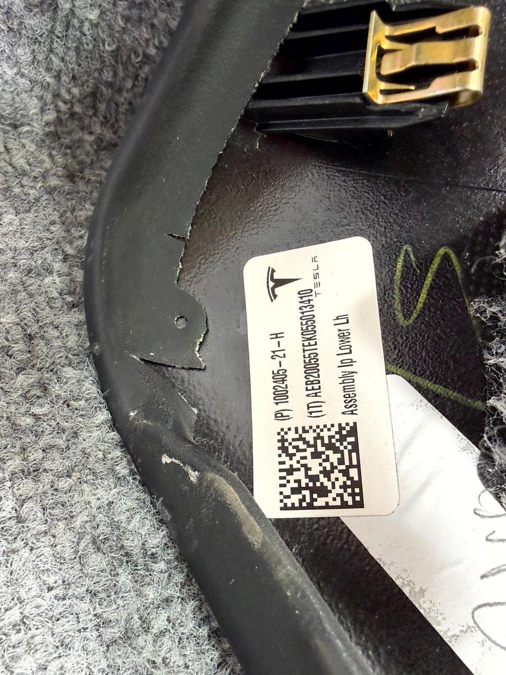 2016-2020 Tesla Model X Left Dashboard Knee Bolster Trim OEM, 1002405-21-H