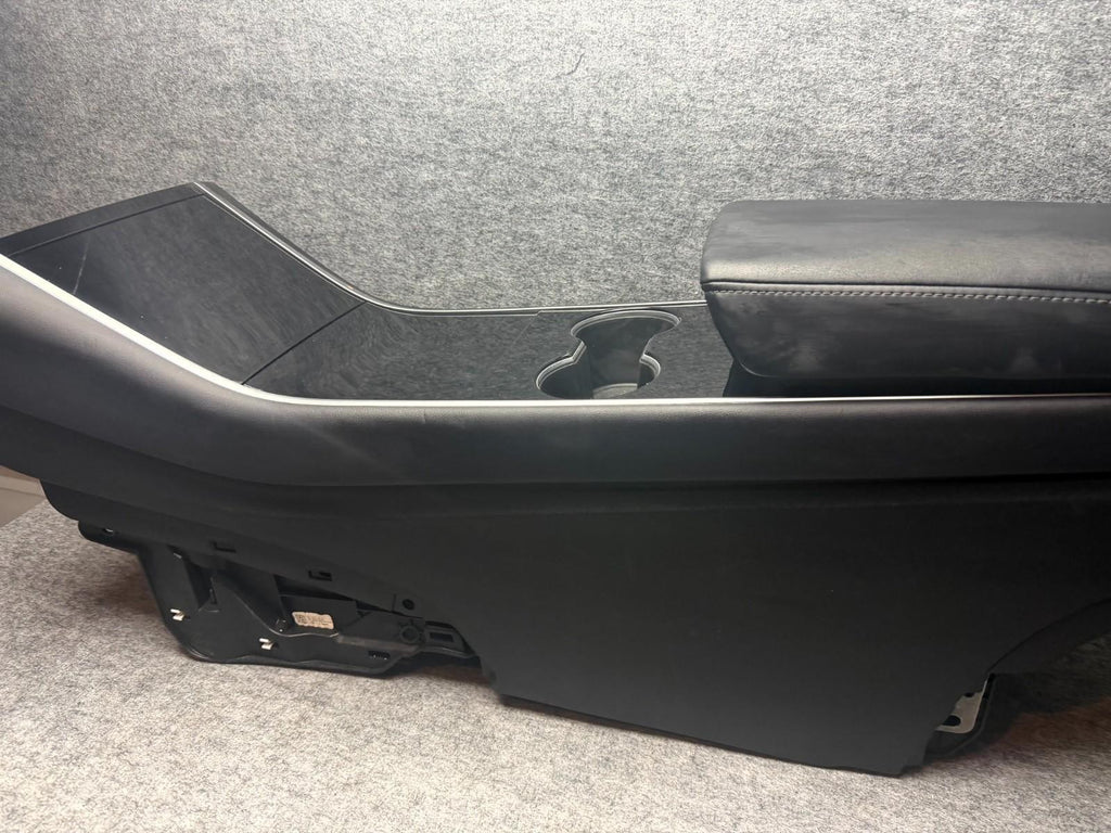♦️17-23 TESLA MODEL 3 CENTER CONSOLE ARMREST STORAGE COMPLETE OME, 1137427-00-E