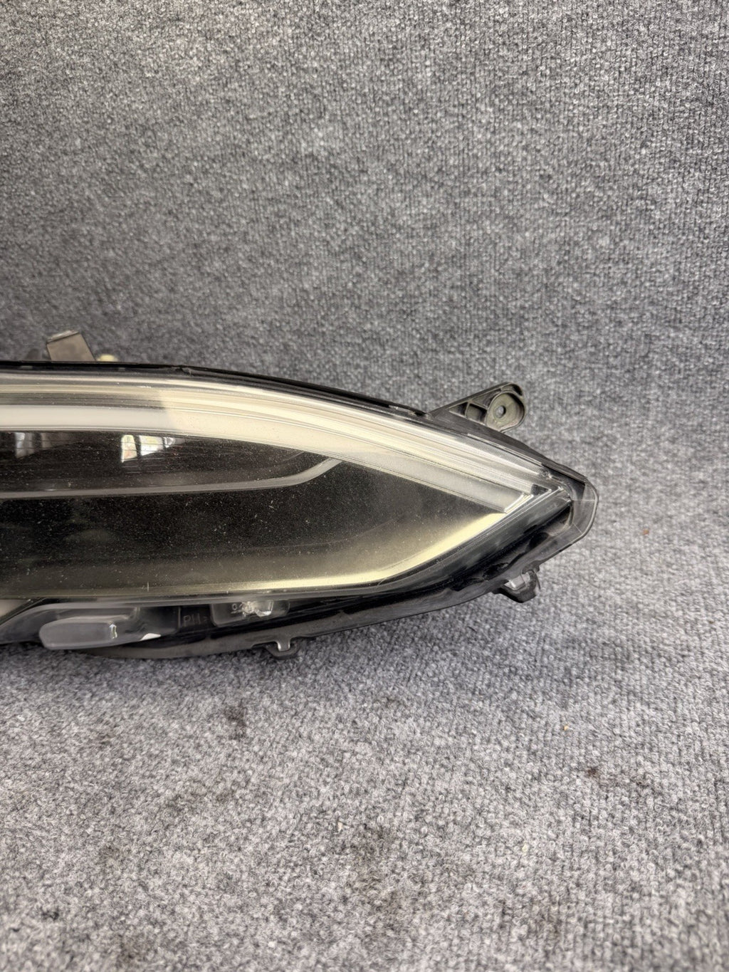 OEM  2016-2020 Tesla Model S Right Passenger Side Headlight 1053571-00-B
