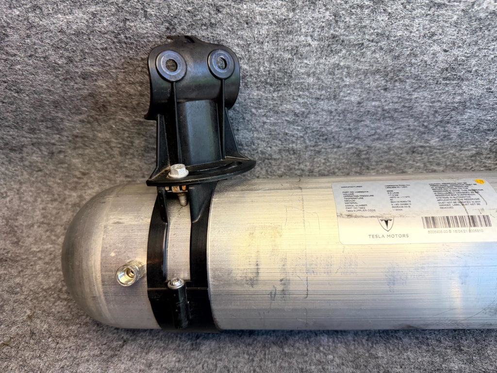 ♦️12-20 TESLA MODEL S AIR RIDE SUSPENSION RESERVOIR TANK VALVE OEM, 6006408-00-B