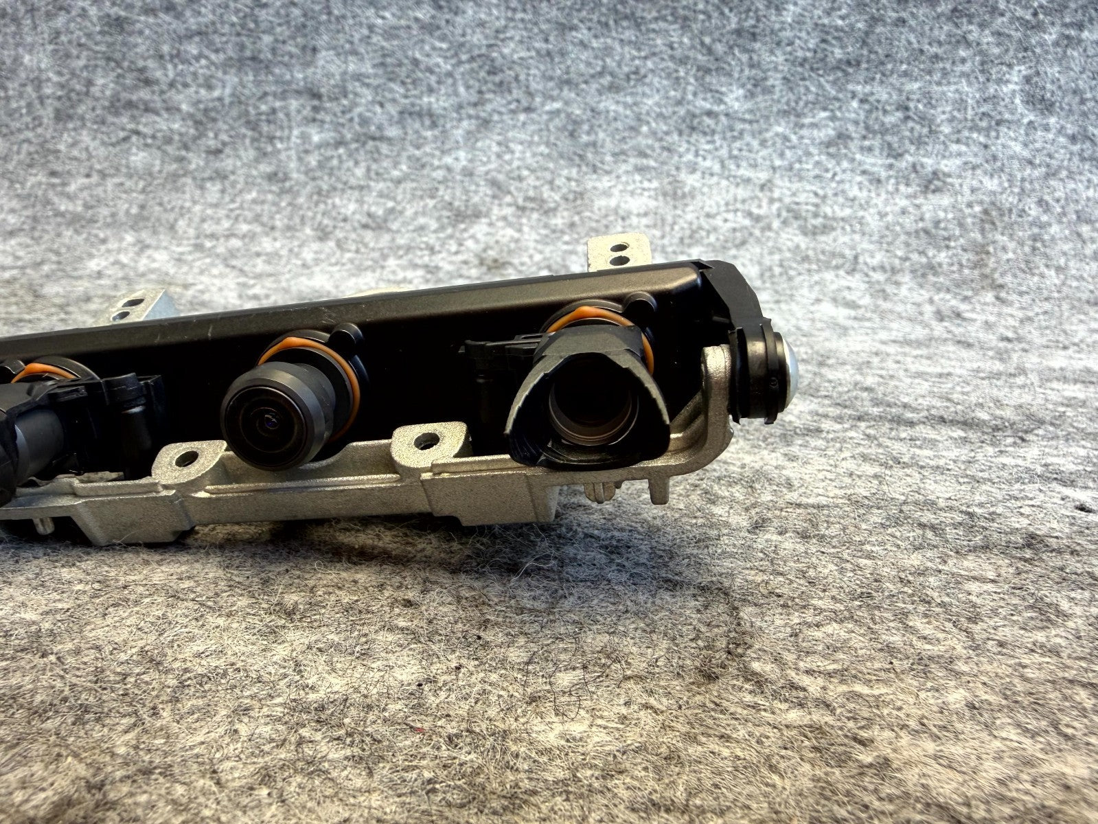 ♦️17-23 TESLA MODEL 3 FRONT WINDSHIELD LANE ASSIST TRIPLE CAMERA OEM, 114374600F