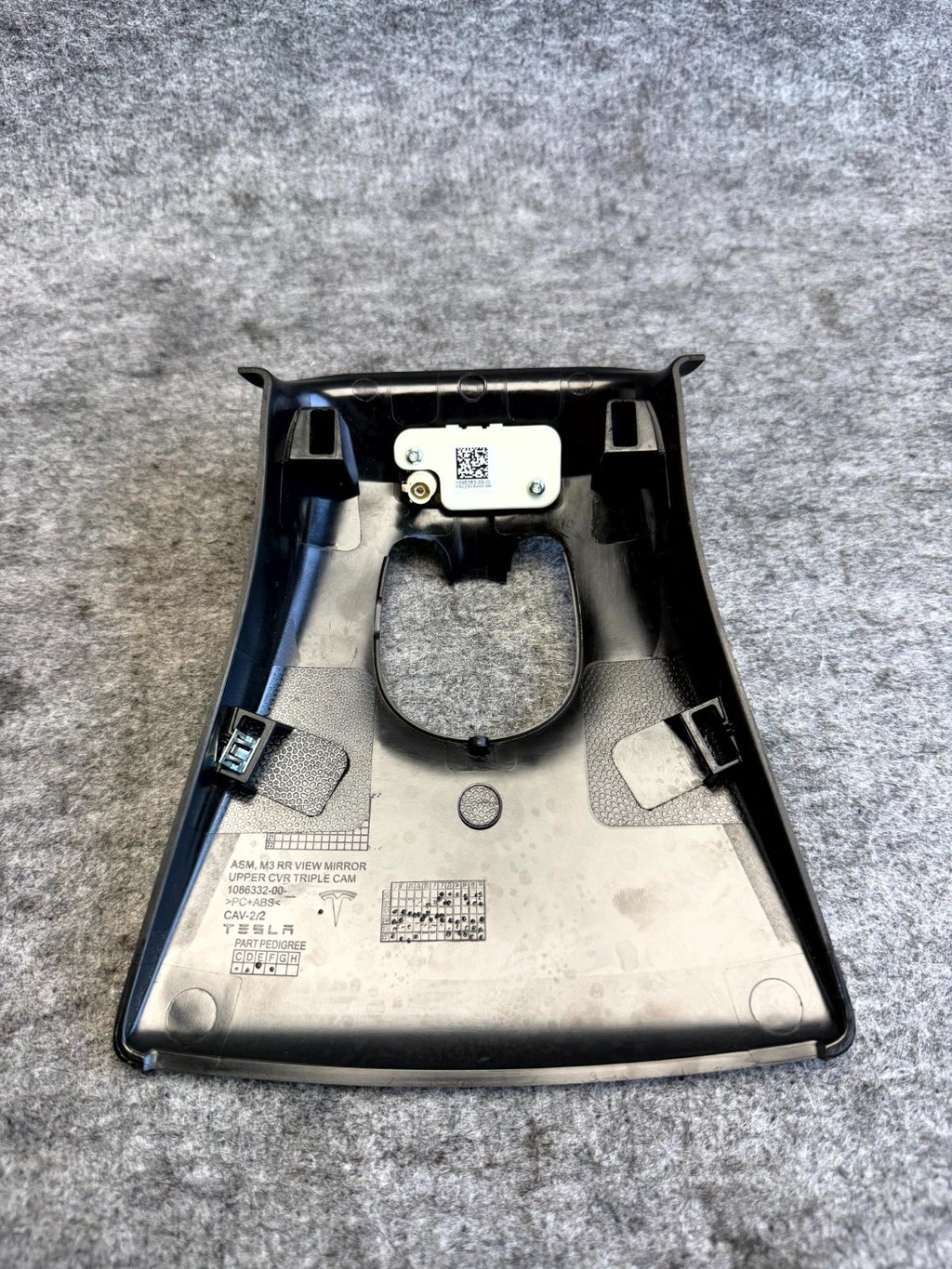 ♦️2017 - 2023 TESLA MODEL 3 INTERIOR REAR VIEW CAMERA COVER TRIM OEM, 1098383-00