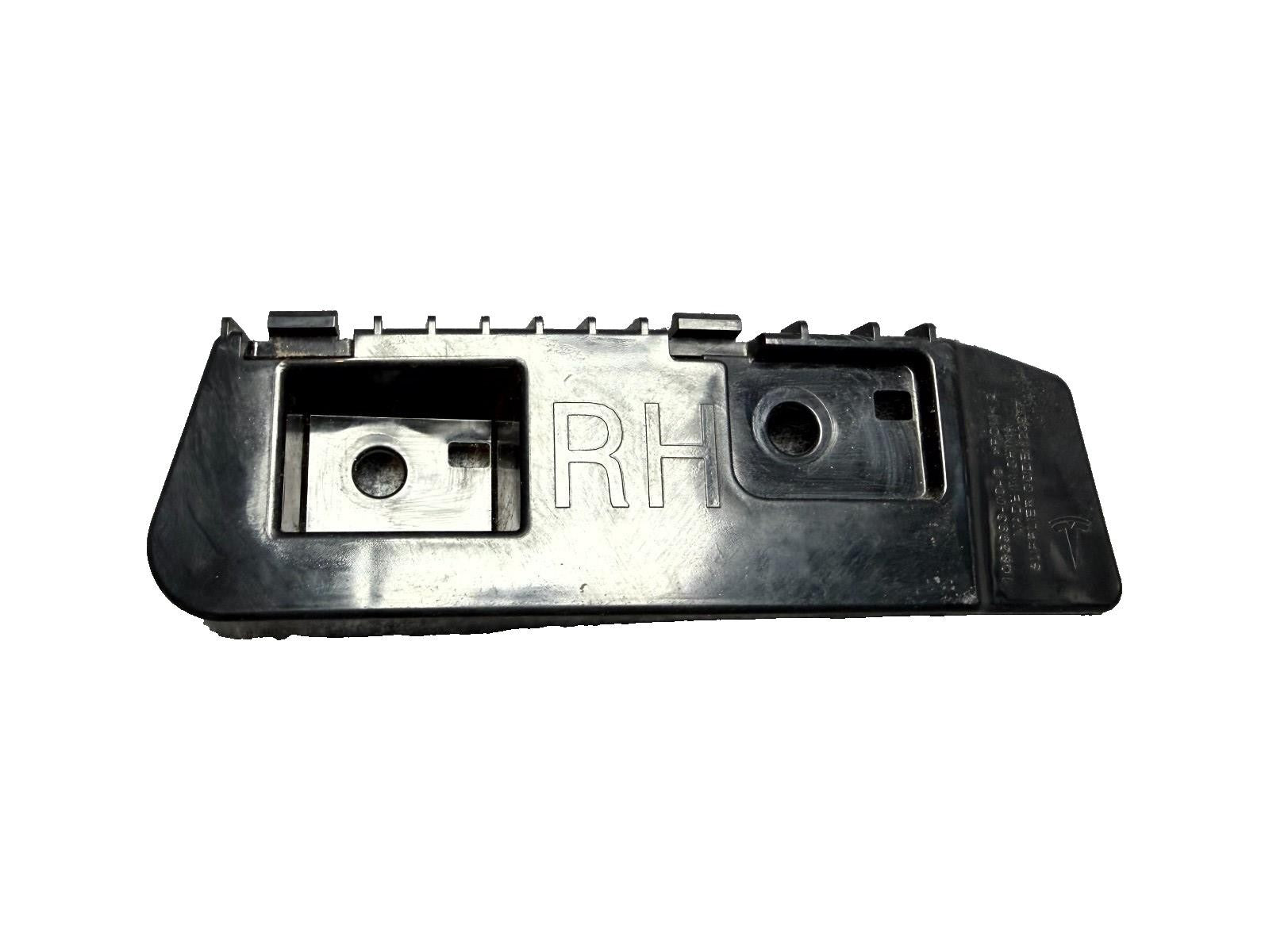 ♦️2017 - 2023 TESLA MODEL 3 RIGHT SIDE BUMPER BRACKET PLASTIC OEM, 1083993-00-D