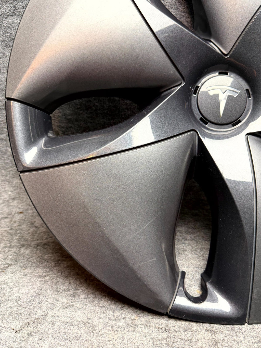 ♦️2017 – 2023 TESLA MODEL 3 AERO 18" WHEEL COVER HUBCAP RIM OEM, 1044231-99-B