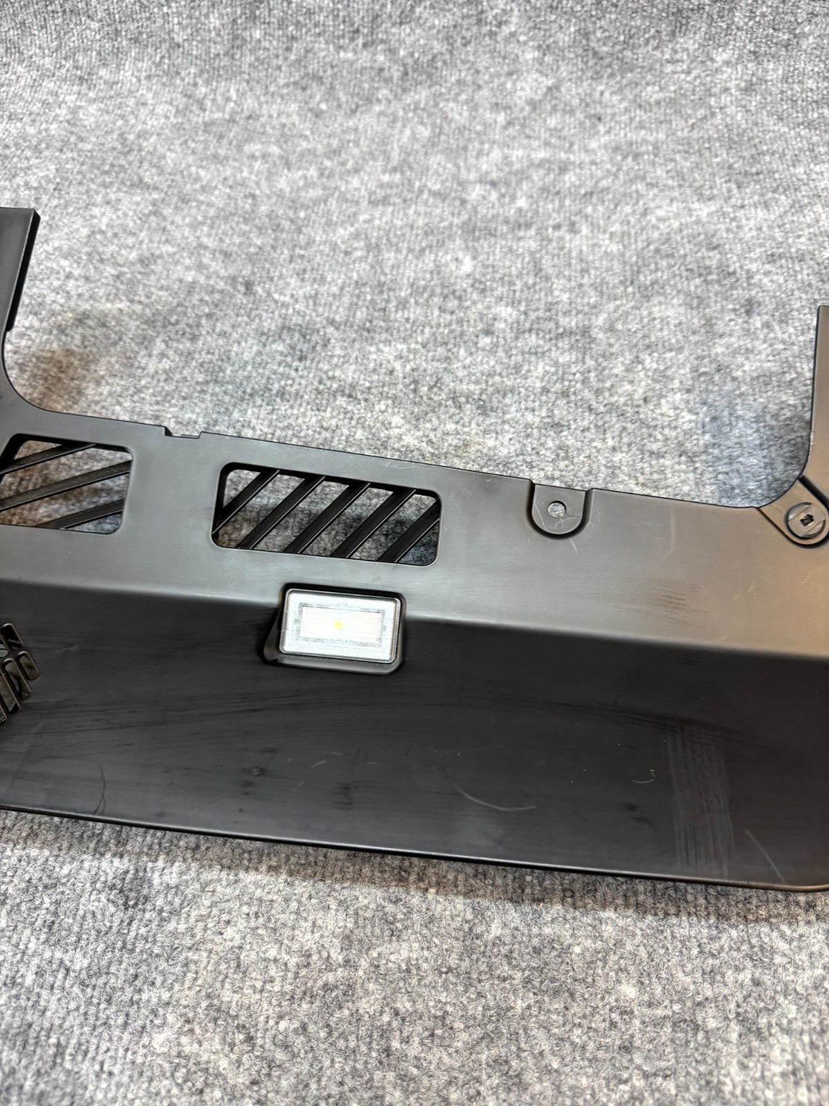 2020-2024 TESLA MODEL Y FRONT RIGHT UNDER DASH COVER TRIM PANEL OEM,1507073-00-C