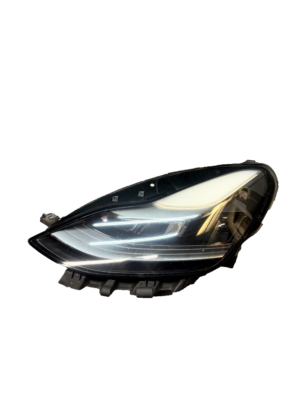 2020-2024 TESLA MODEL Y LEFT HEADLIGHT PROJECTOR MATRIX 2ND GEN OEM, 151495200C
