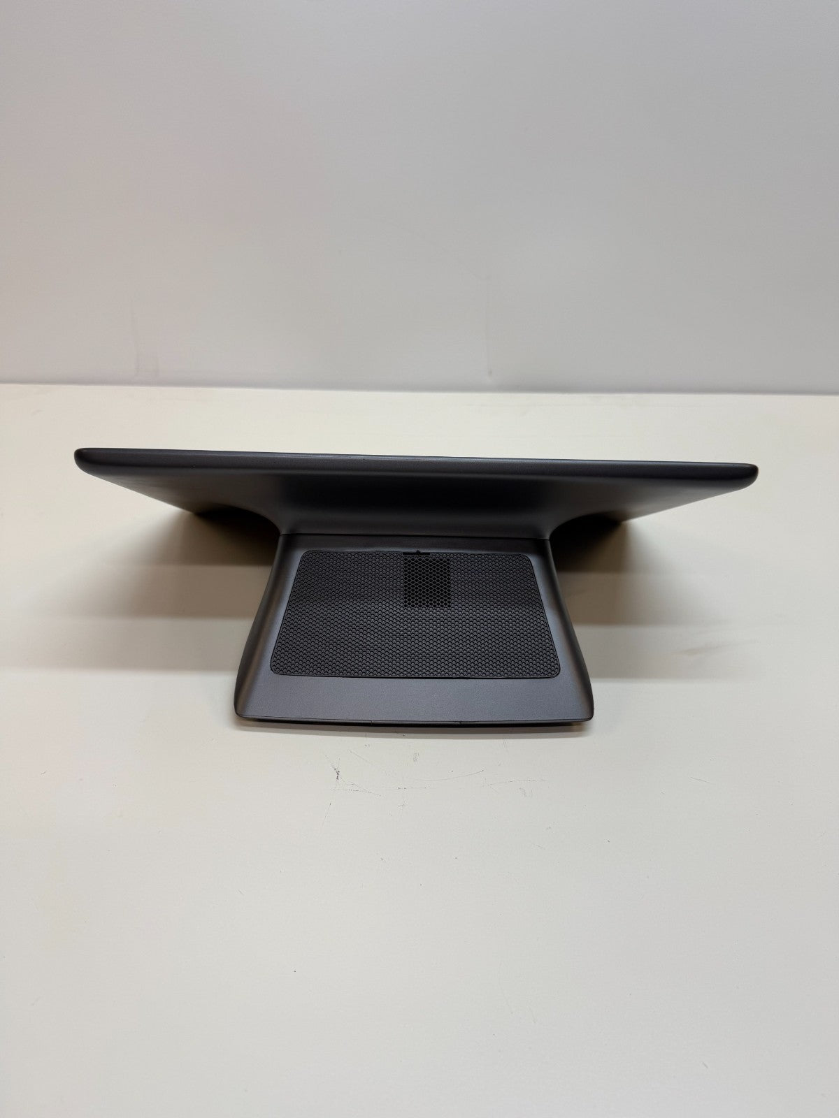2017-24 Tesla Model Y Touch Screen Multimedia Navigation Display 1494715-00-C
