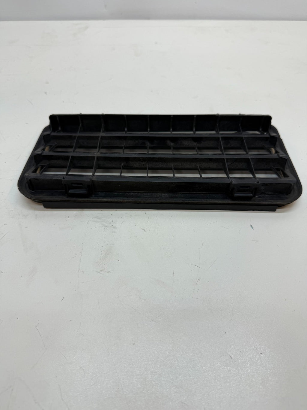 2017-2024 Tesla Model 3/Y Air Extractor Cabin Vent Grille 1098751-00-C