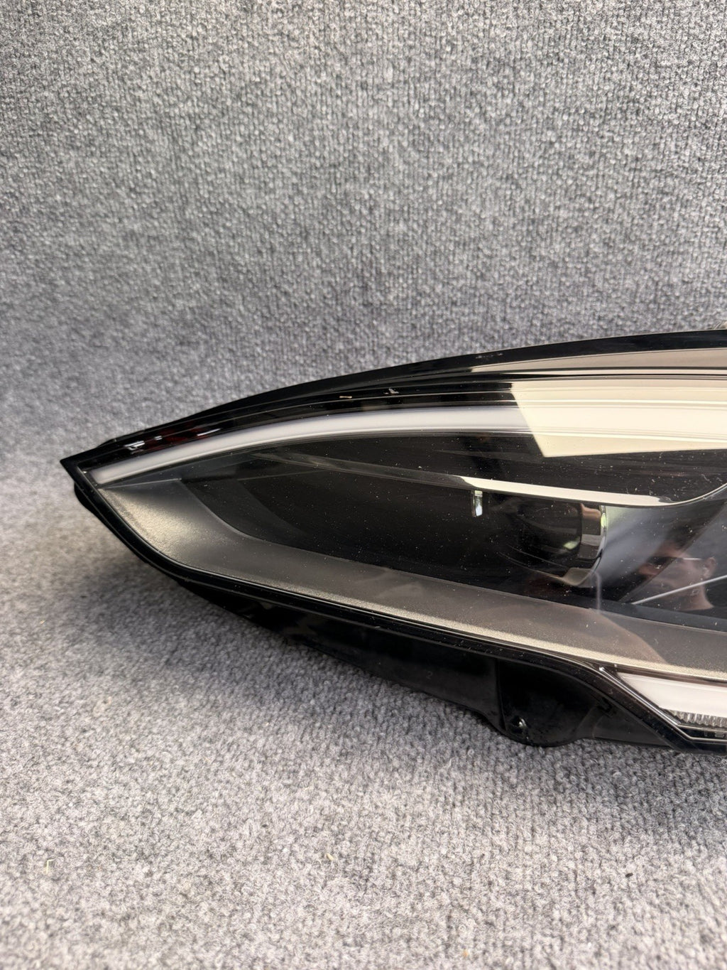 Tesla 2021-2025 Model S Left LH Driver Headlight Headlamp 1563713-00-C