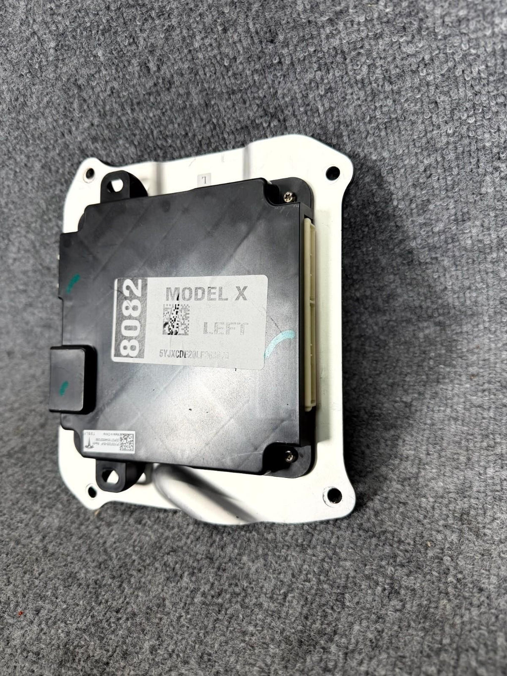 2016-2020 Tesla Model X Front Left Side Door Control Module Unit OEM, 103722200F