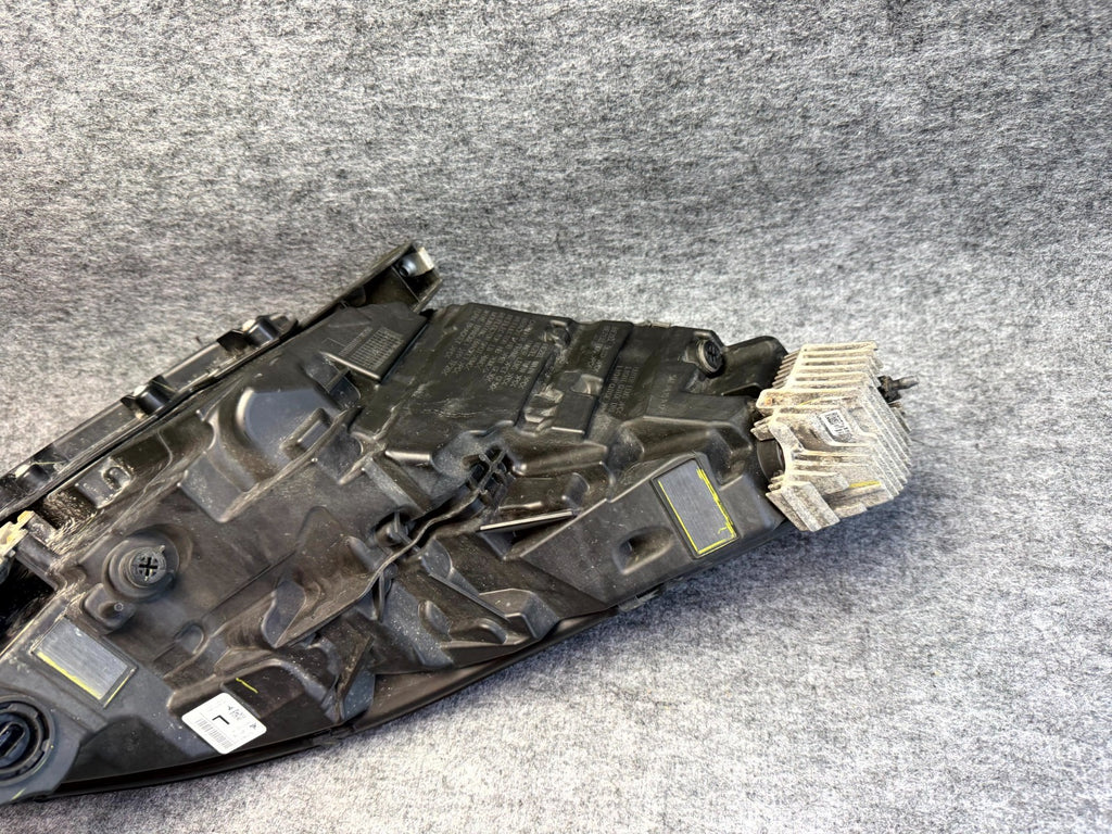 ♦️2017-2023 TESLA MODEL 3 FRONT LEFT SIDE HEADLIGHT ASSEMBLY OEM, 1077371-00-K