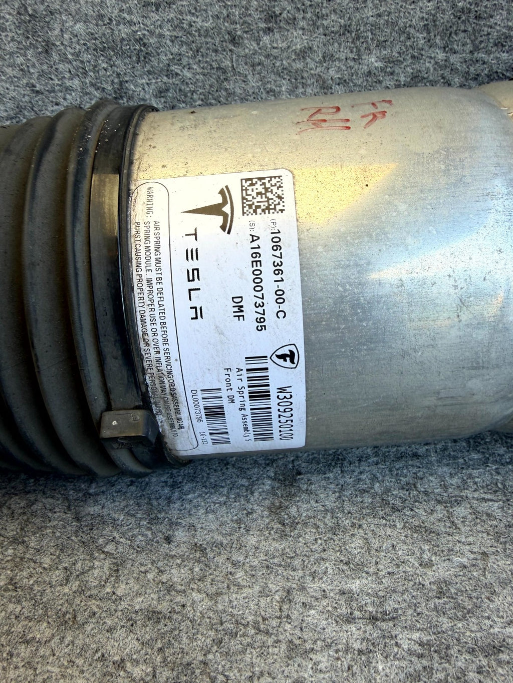 ♦️2016-2020 TESLA MODEL S FRONT RIGHT AIR SUSPENSION SHOCK STRUT OEM, 106736100C