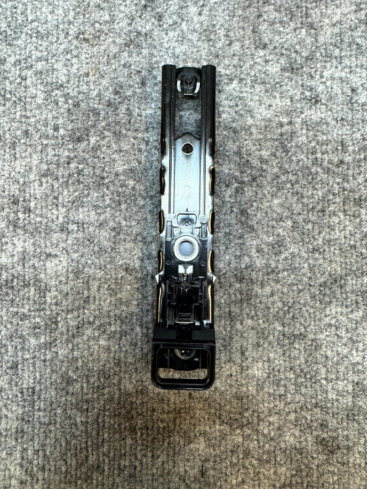 17-23 TESLA MODEL 3 FRONT LEFT/RIGHT SEAT BELT HEIGHT ADJUSTER OEM, 1068130-01-B