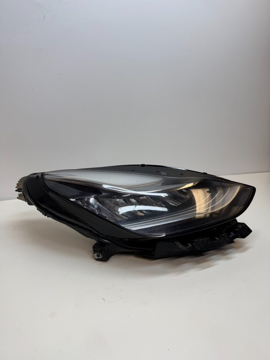 2017-2021 Tesla Model 3 Y Right Pass Side Full LED Headlight 1077372-00-L