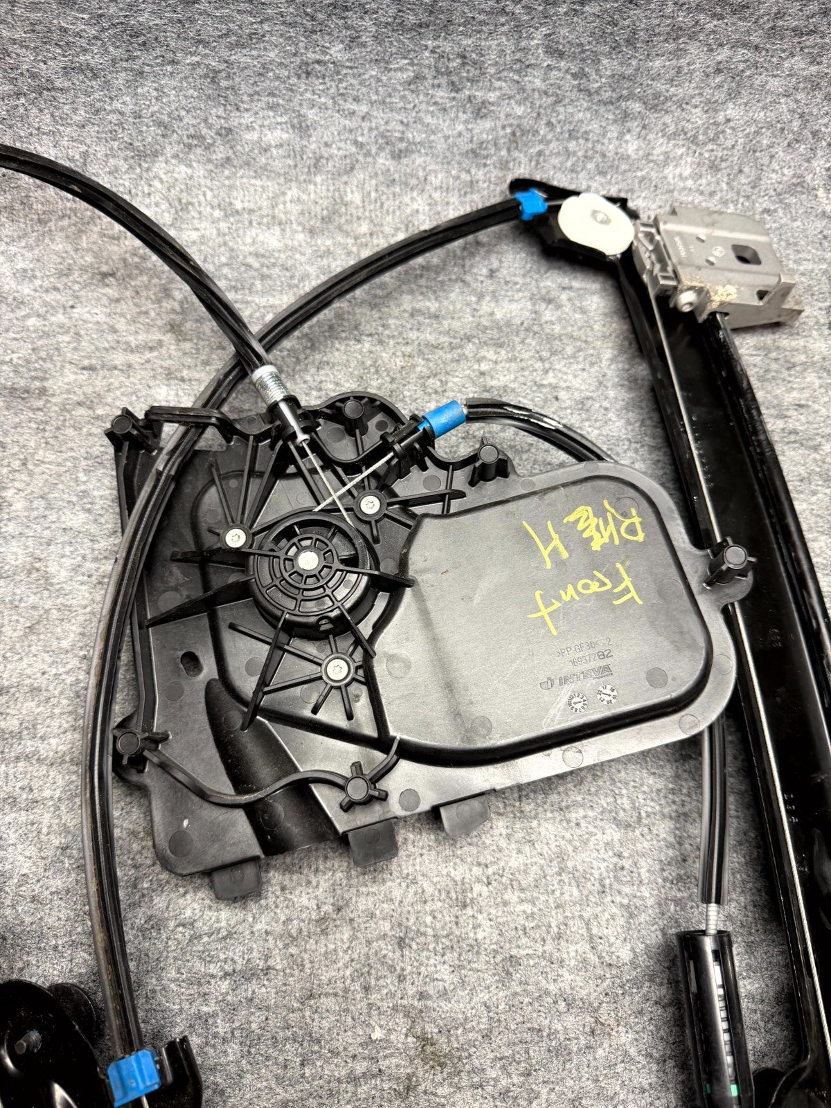 ♦️2017-2023 TESLA MODEL 3 FRONT RIGHT SIDE DOOR WINDOW REGULATOR OEM, 109662114J