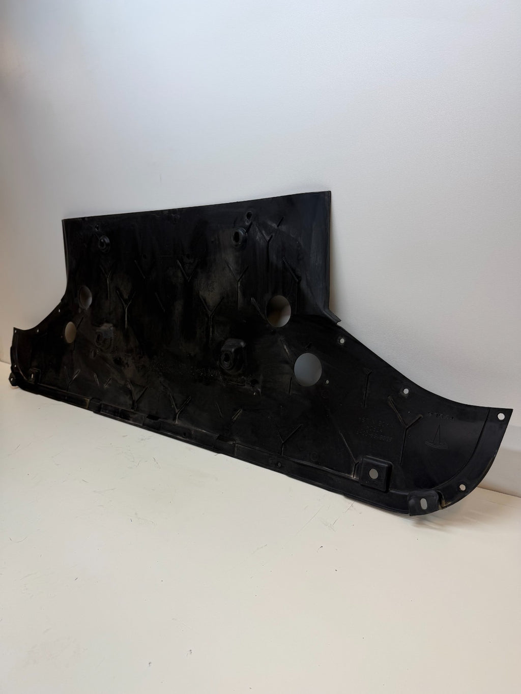 2012-2016 TESLA MODEL S Front Lower Splash Shield Under Cover 6008189-00-F