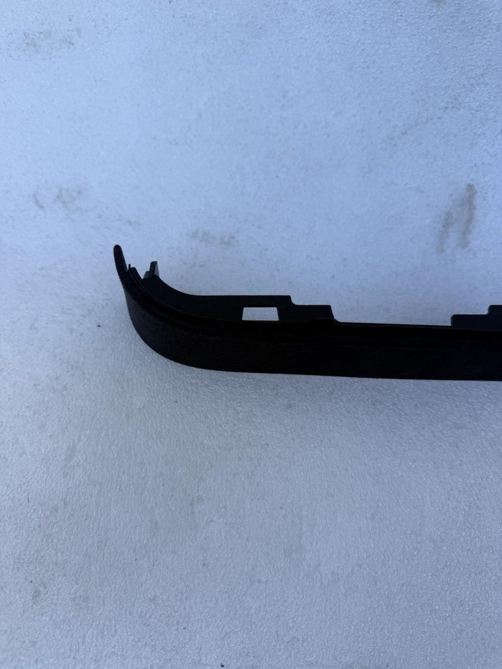 ♦️16-20 TESLA MODEL X REAR RIGHT SIDE DOOR MOLDING TRIM COVER OEM, 1055015-00-B