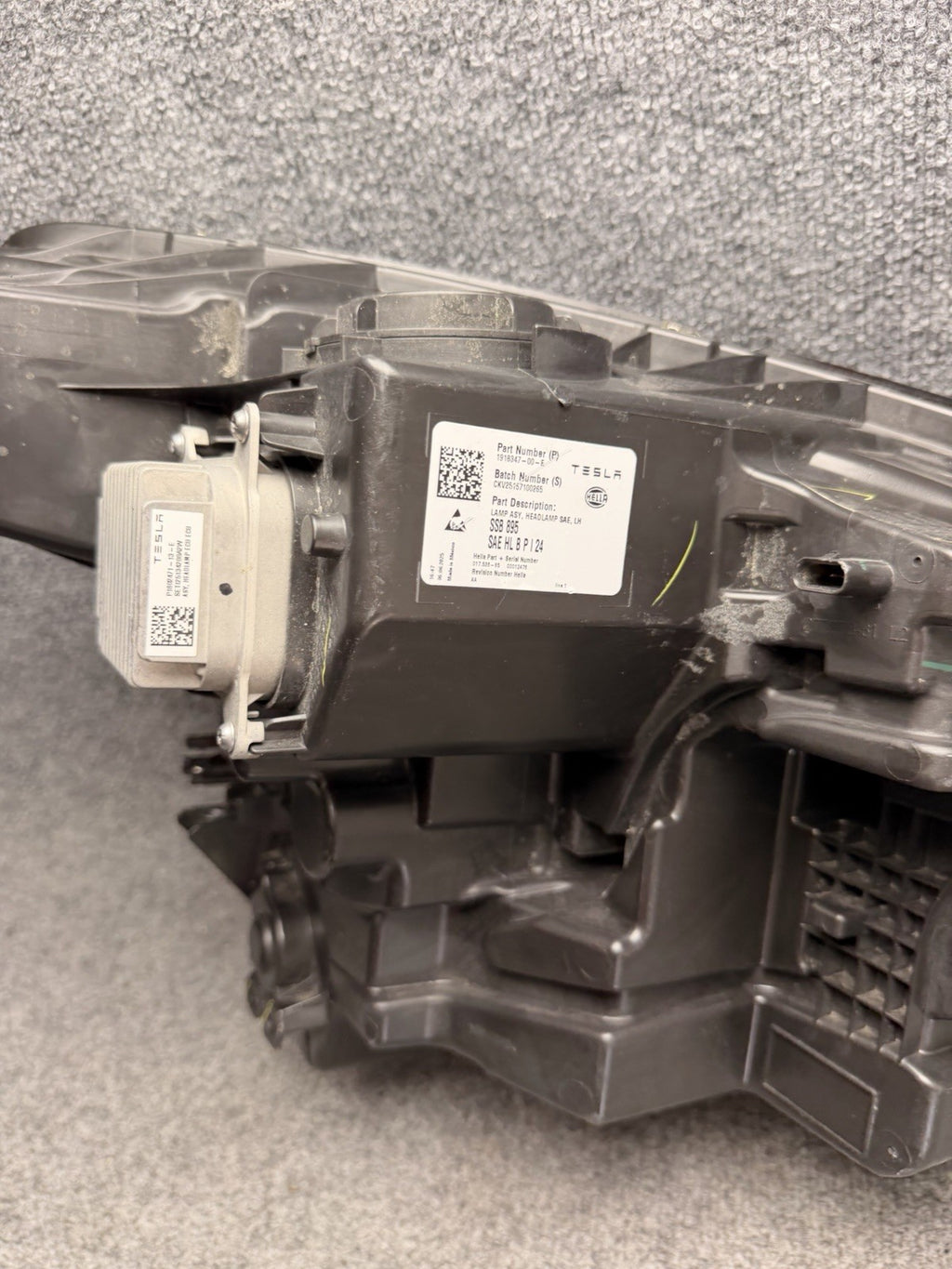 2025 2026 Tesla Model Y Juniper Left Driver Side LED Headlight OEM 1918347-00-E