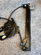 ♦️17-23 TESLA MODEL 3 FRONT RIGHT WINDOW REGULATOR W/ MOTOR OEM, 1096621-99-H