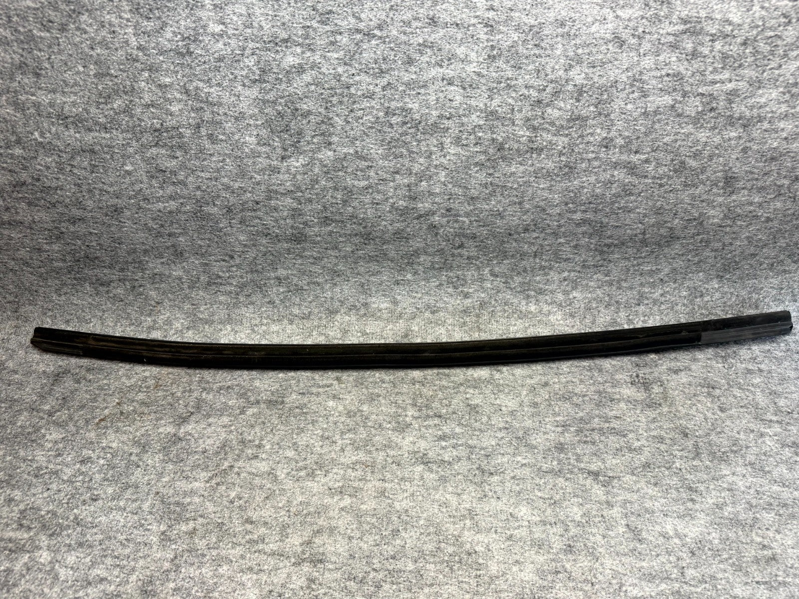♦️17–23 TESLA MODEL 3 REAR RIGHT SIDE DOOR MOLDING TRIM STRIP OEM, 1080748-00-E