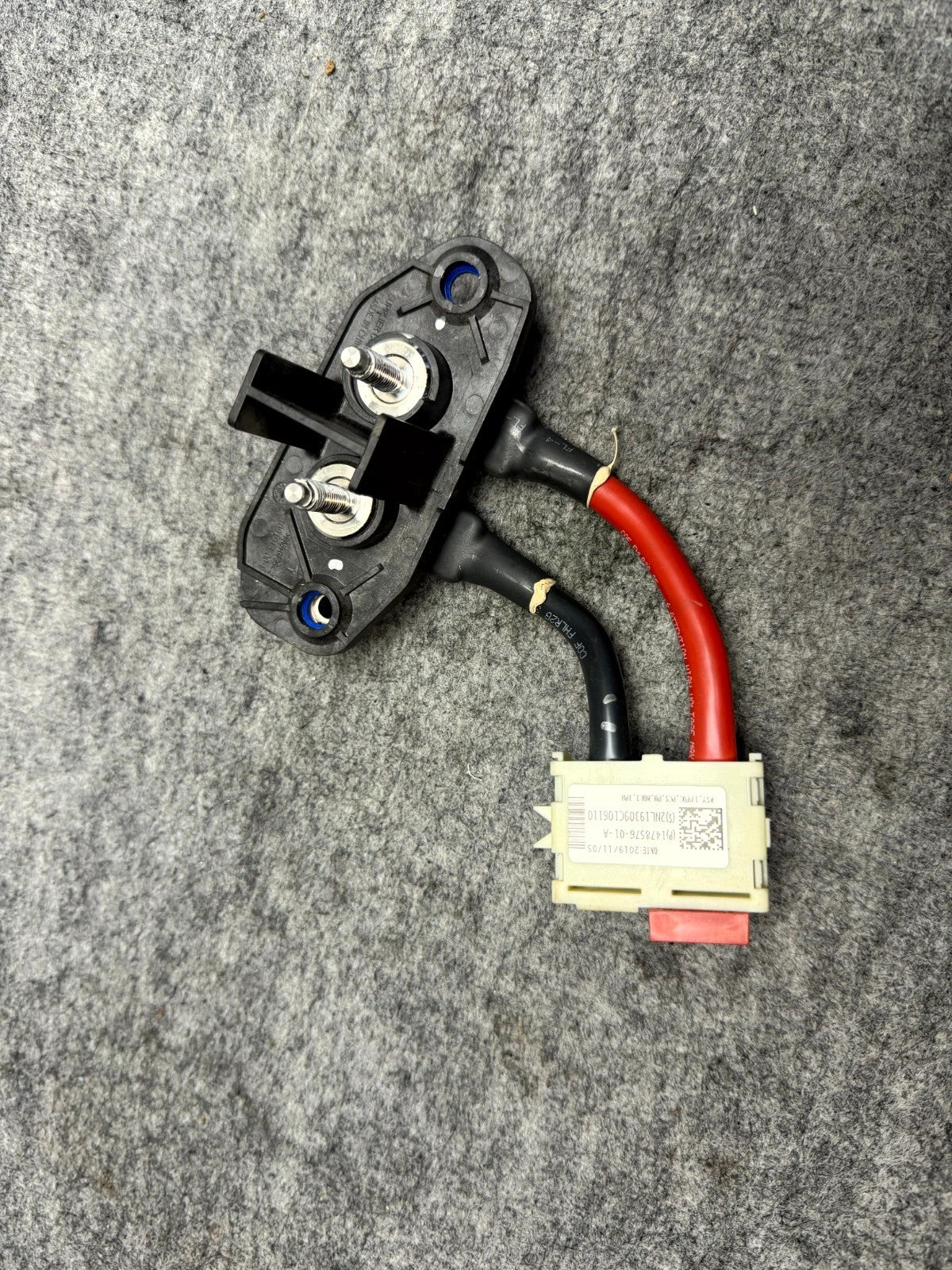♦️2017 - 2023 TESLA MODEL 3 Y BATTERY CABLE CONNECTORS OEM, 1478576-01-A