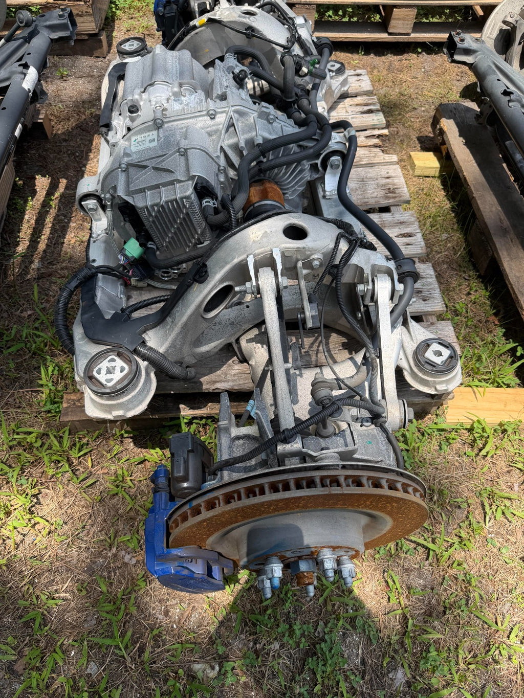 2018 Tesla Model S Rear Axle Drive Unit Subframe Assembly 1037000-00-F