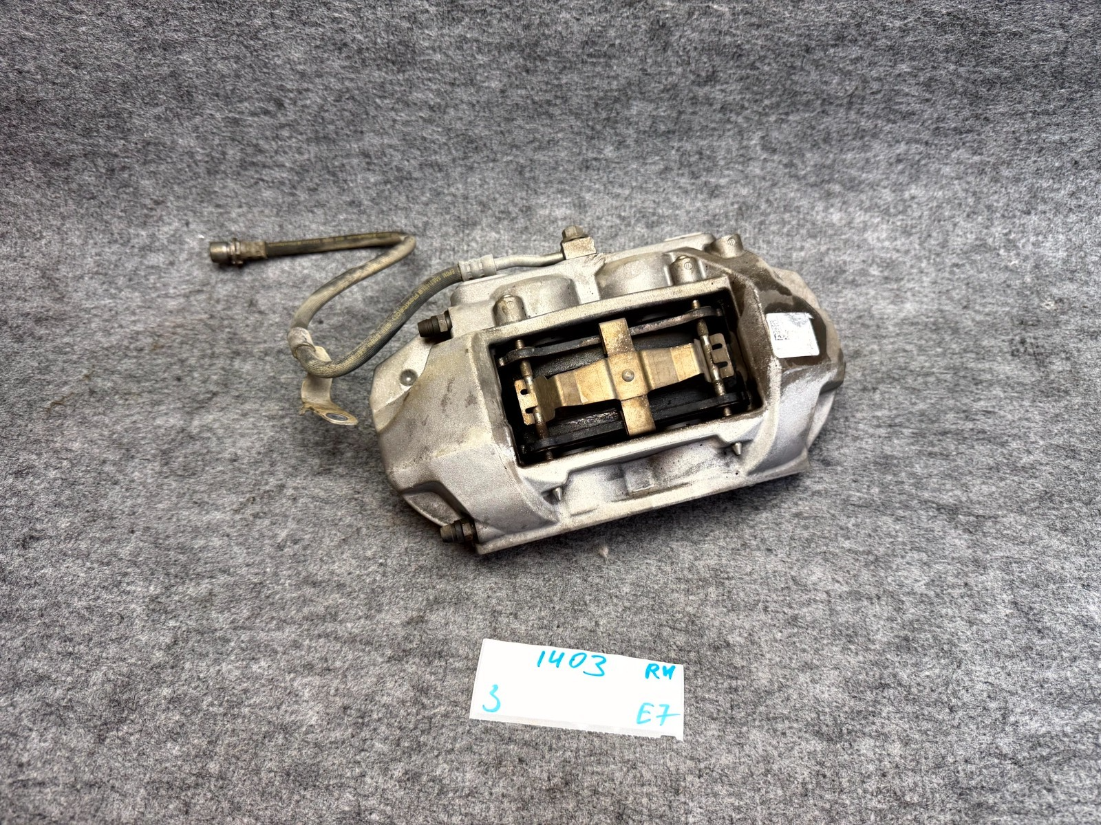 ♦️17–23 TESLA MODEL 3 FRONT RIGHT CALIPER W/ BRAKE HOSE LINE OEM, 1044622-00-E