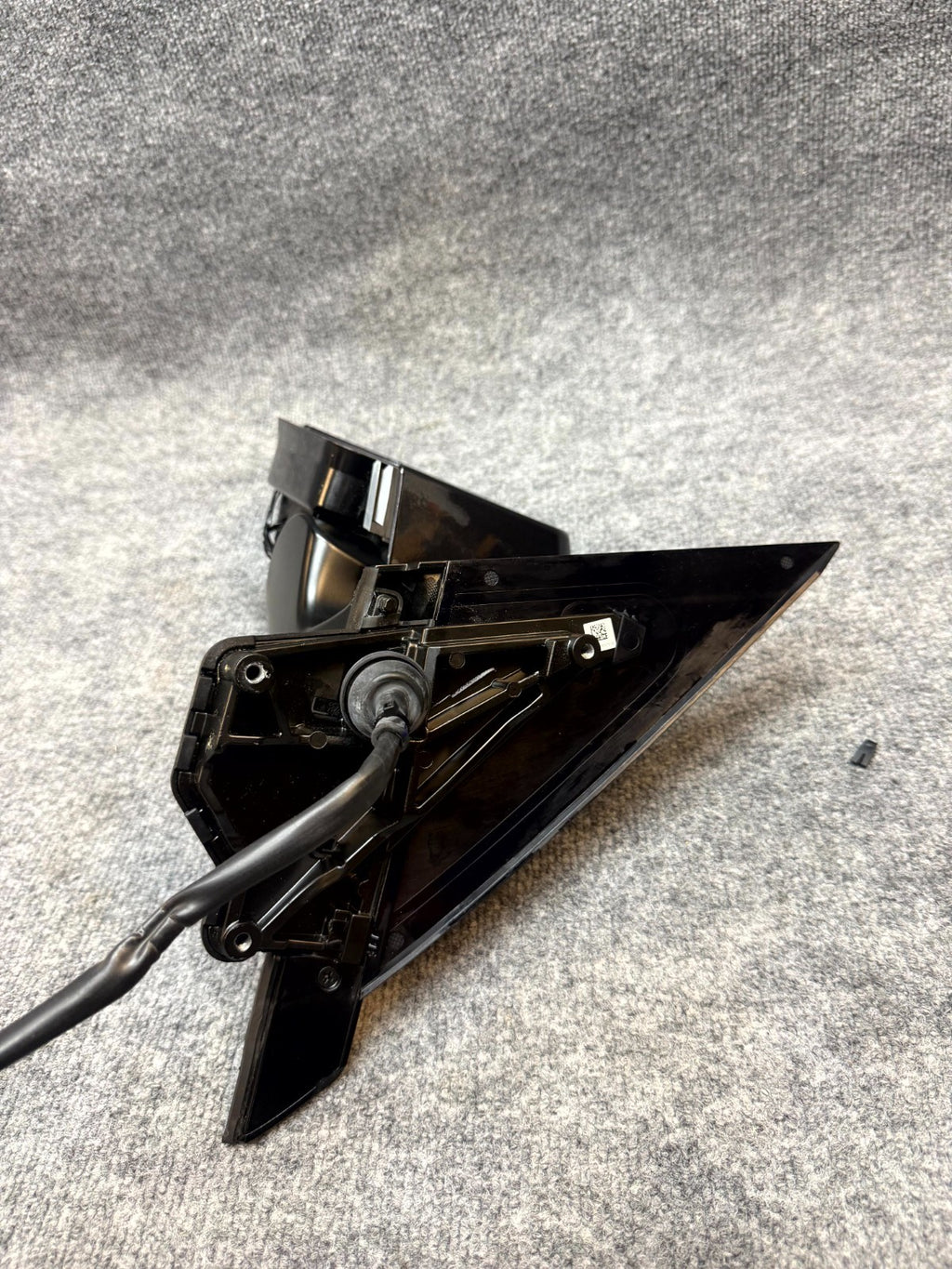 2020 - 2024 TESLA MODEL Y LEFT SIDE EXTERIOR REAR VIEW MIRROR OEM, 1594111-00-D