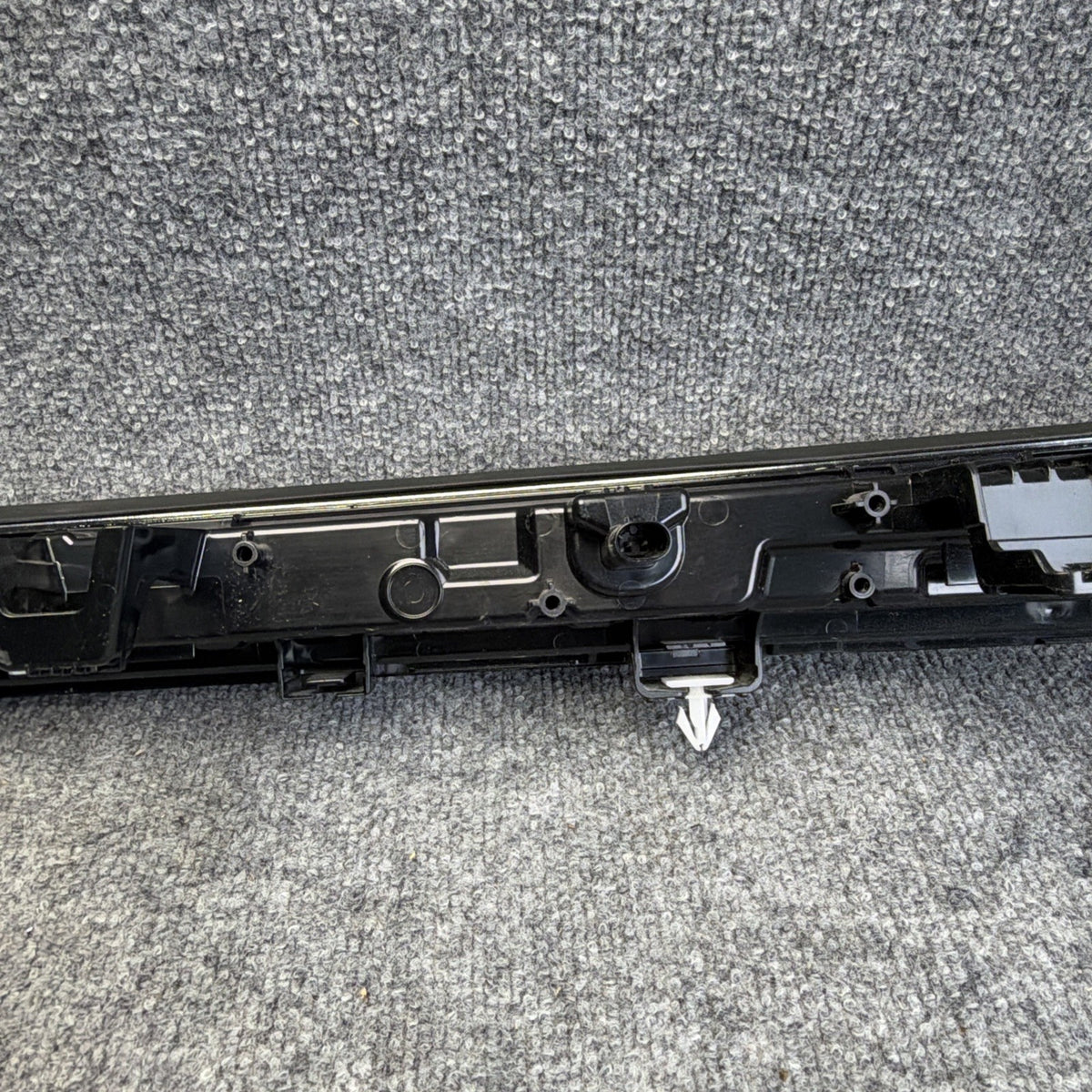 2025-2026 Tesla Model Y Juniper LED DRL Front Center Light Bar OEM 2038294-00-E