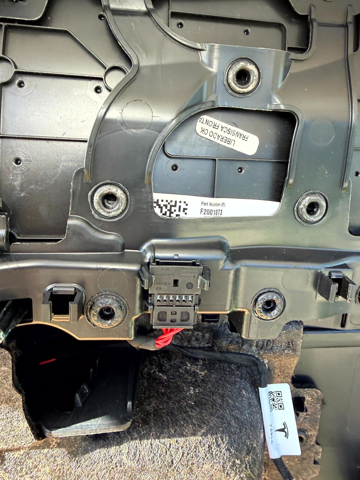 2020 - 2024 TESLA MODEL Y FRONT LEFT SIDE DOOR PANEL CARD OEM, 1997294-00-E