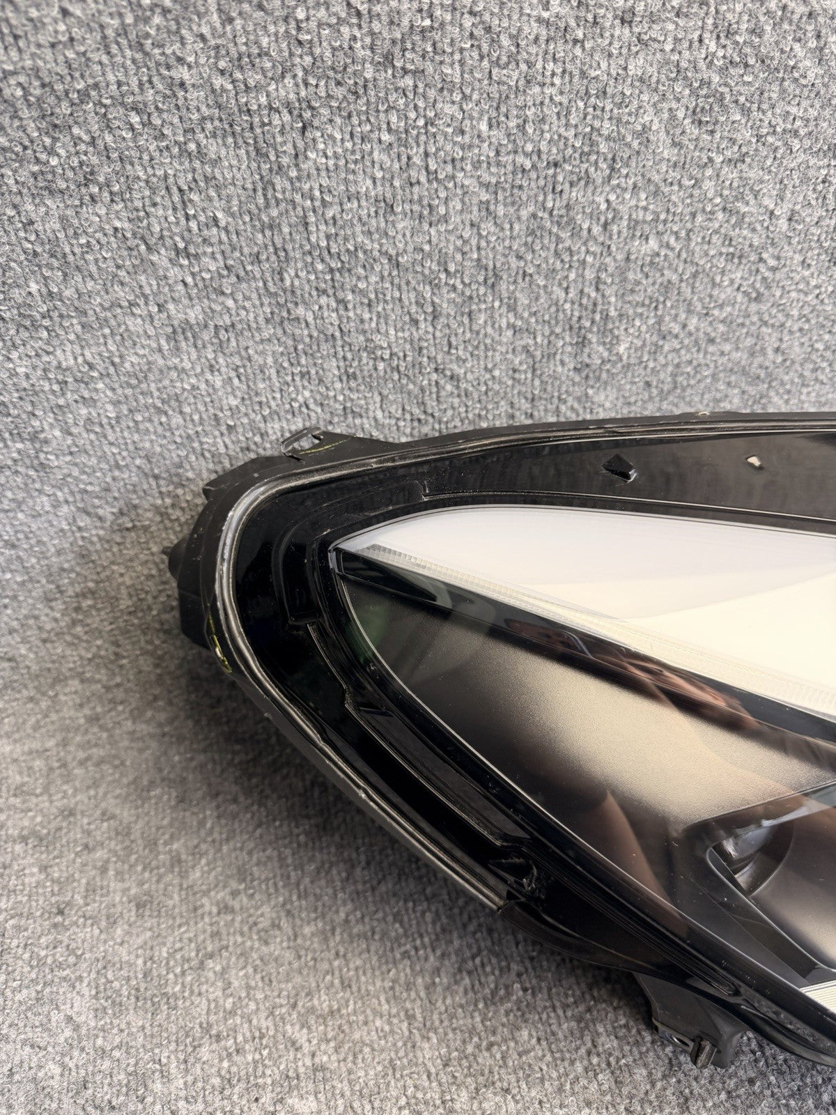 DMG⚠️ 20-24 Tesla Model 3-Y Front Right Headlight Projector RH 1514953-00-E