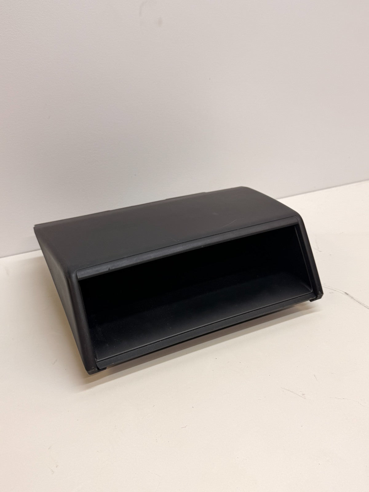 16-20 Tesla Model S Center Console Dashboard Cubby Storage Tray Box 1045057-00-B