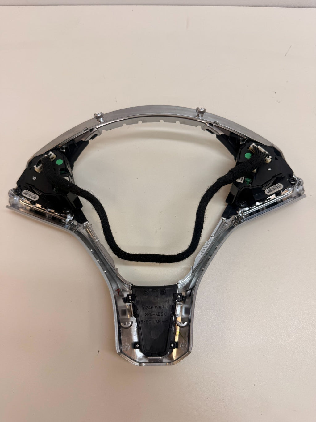 12-20 Tesla S Steering Wheel Trim Bezel Cover & Control Switch 1013242-00-E