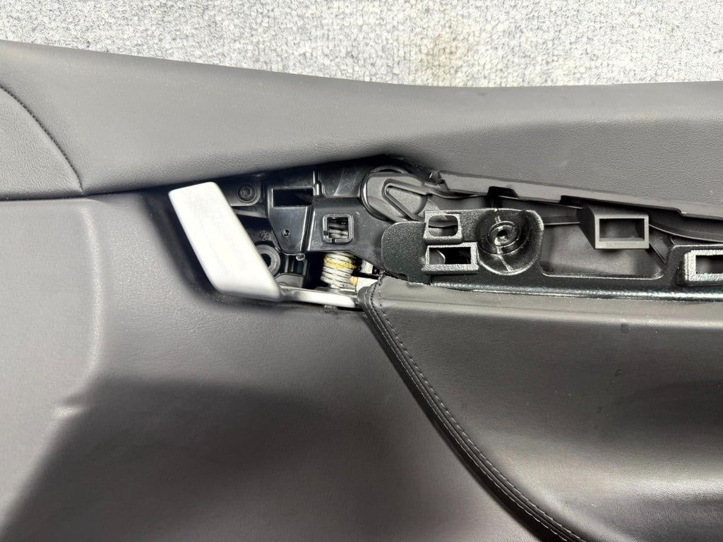 2016-2020 Tesla Model X Front Right Side Interior Door Panel OEM, 1055483-21-M
