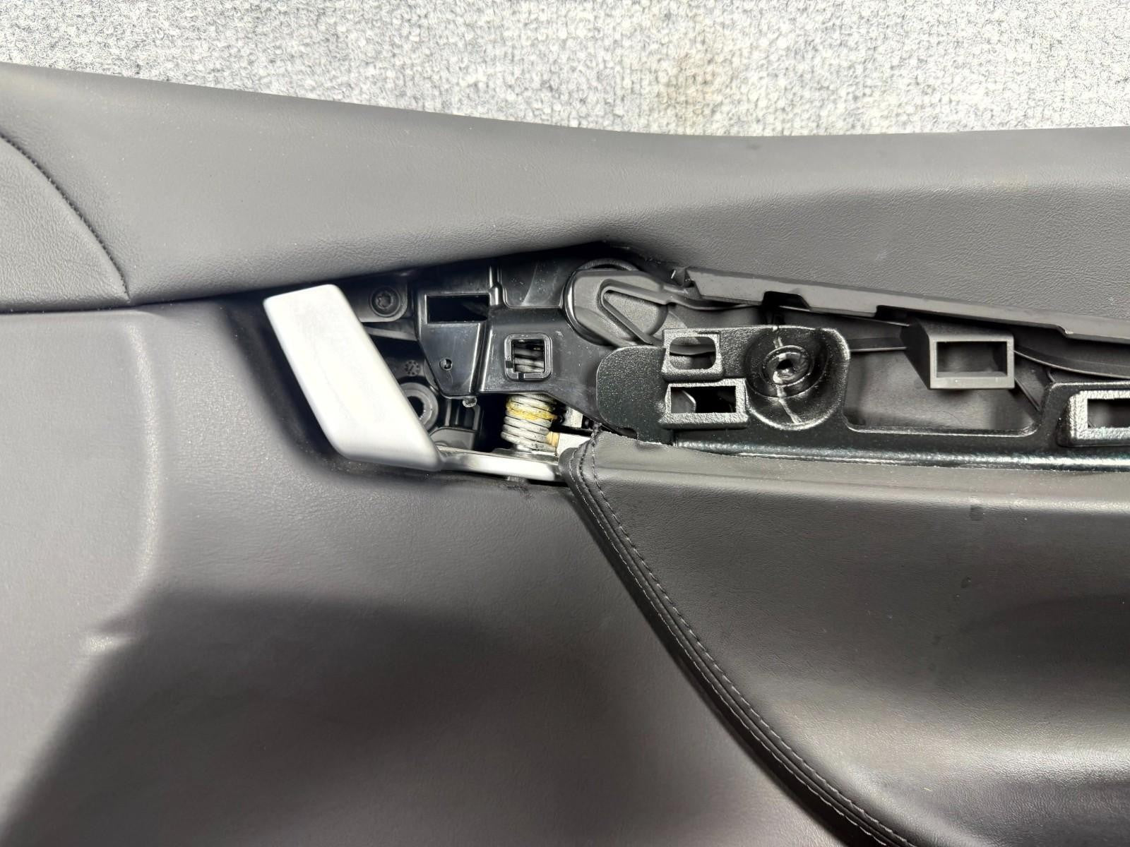 2016-2020 Tesla Model X Front Right Side Interior Door Panel OEM, 1055483-21-M