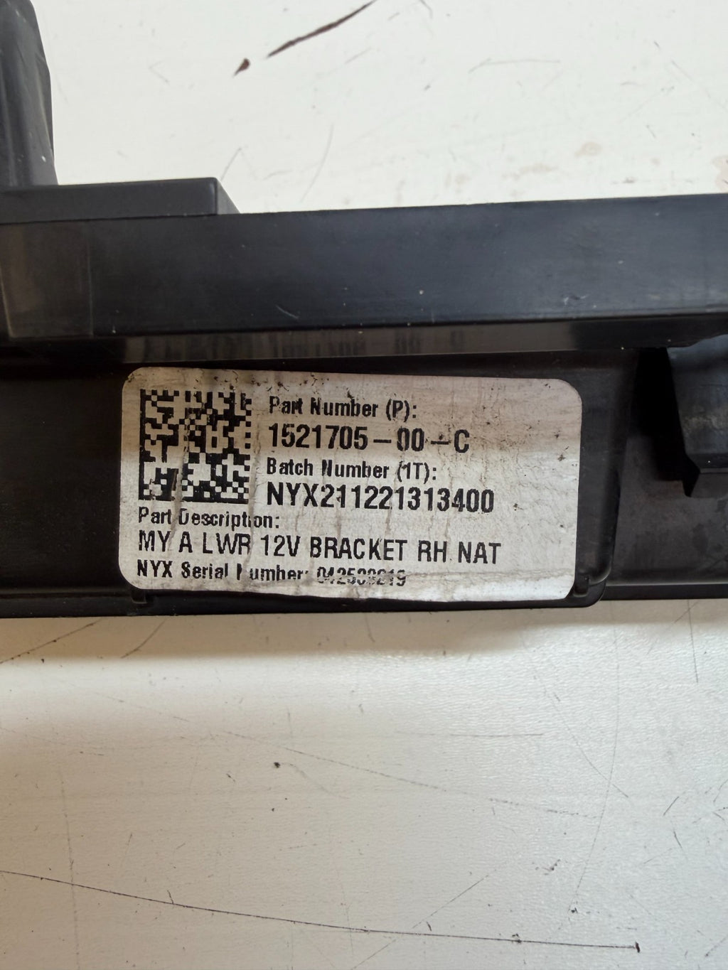 2020-2024 Tesla Model Y Front Right Bumper A-Lower 12V Bracket 1521705-00-C