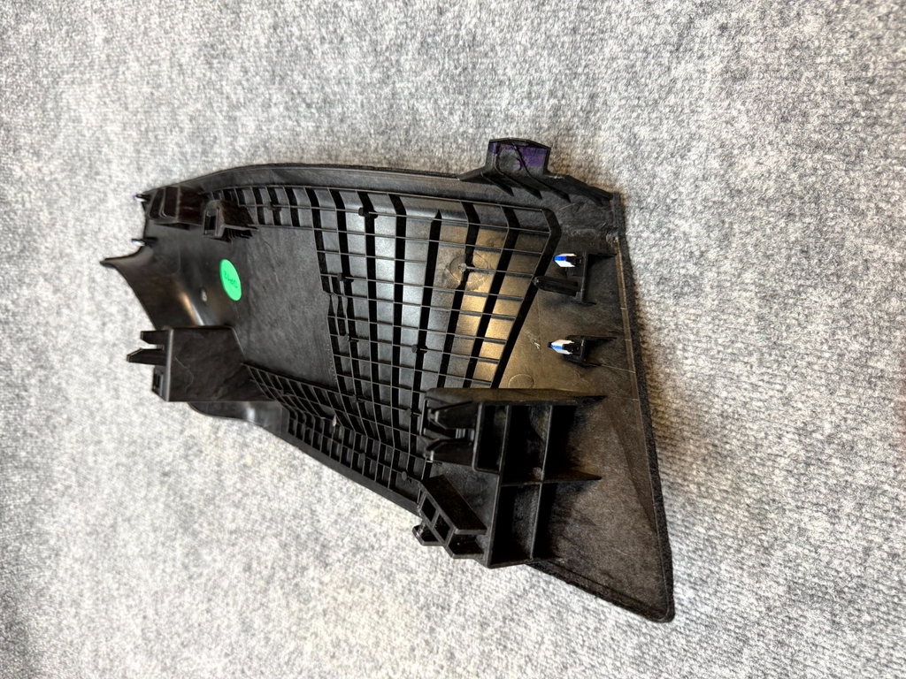 2020 - 2024 TESLA MODEL Y REAR LEFT C-PILLAR LOWER TRIM COVER OEM, 1704658-01-D