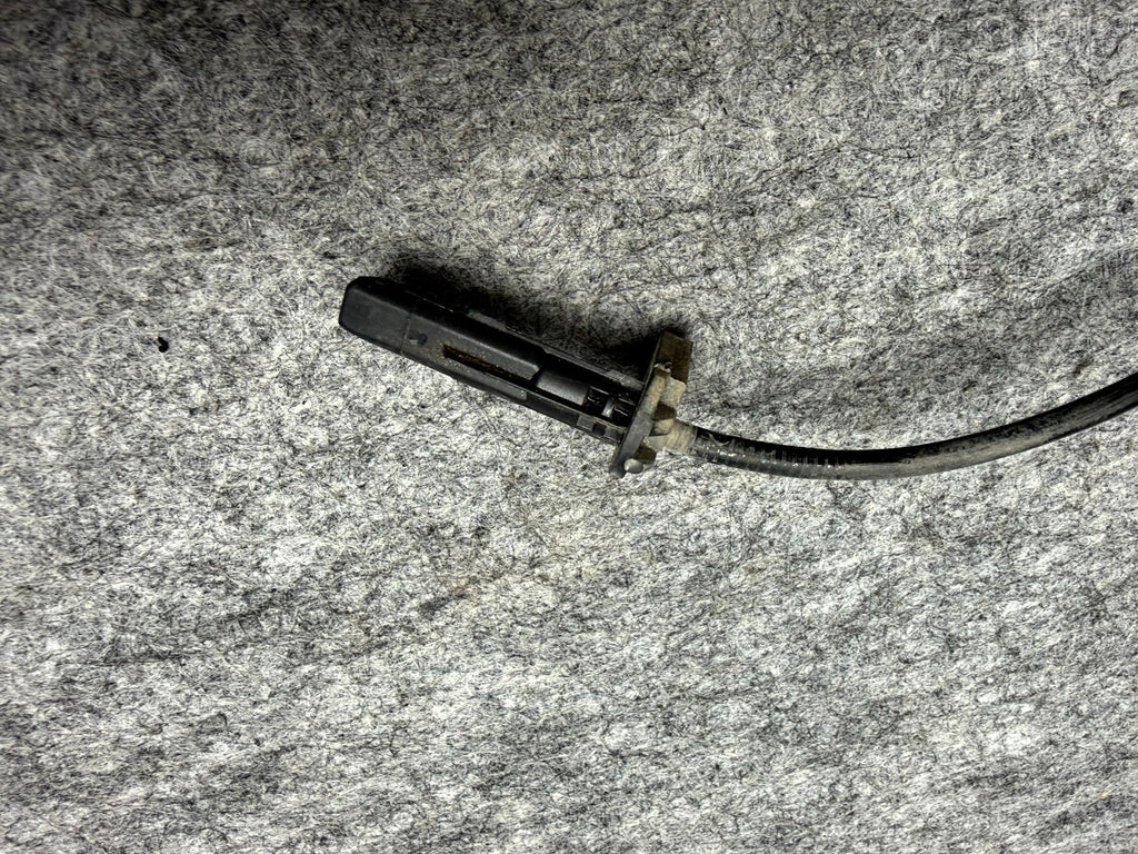 ♦️2017-2023 TESLA MODEL 3 FRONT RIGHT ABS WHEEL SPEED SENSOR OEM, 1044761-00-F