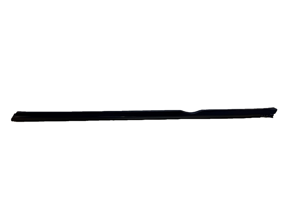 12-20 Tesla Model S Right Pasenger Rocker Panel Scuff Plate Molding 1012217-00-G