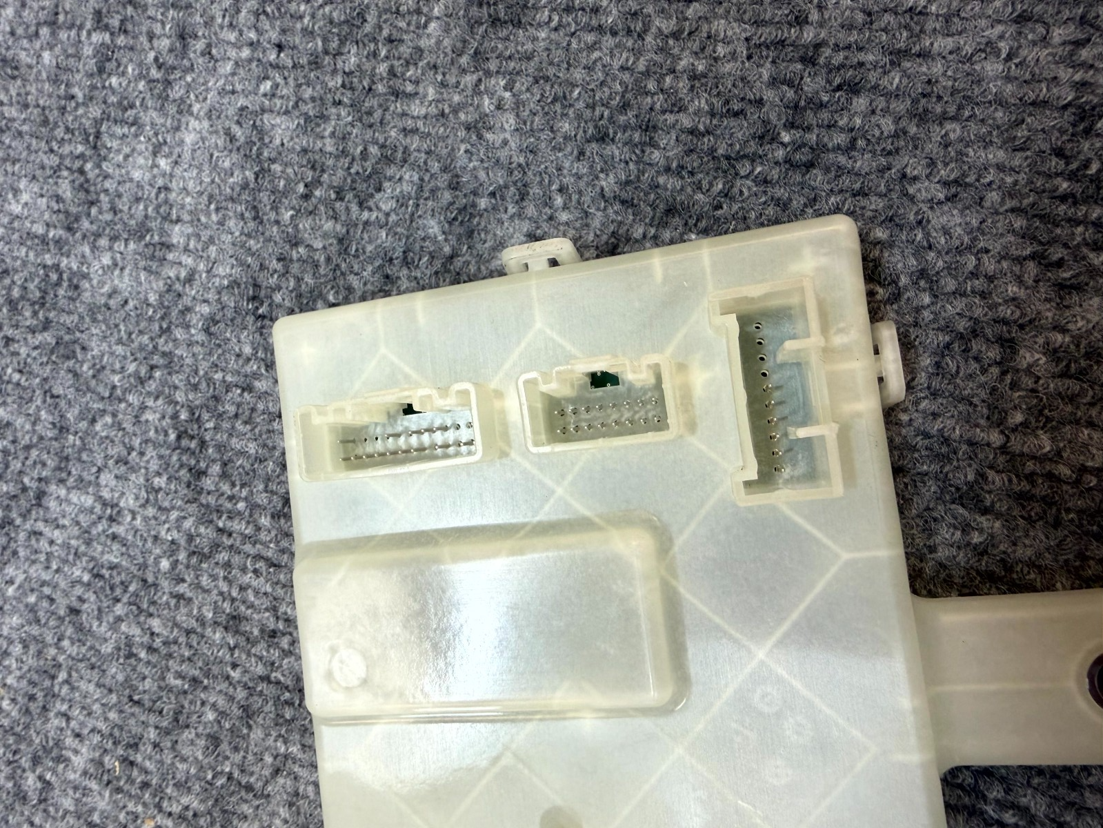 2020 - 2024 TESLA MODEL Y CHARGE PORT CONTROLLER MODULE UNIT OEM, 1537264-00-B