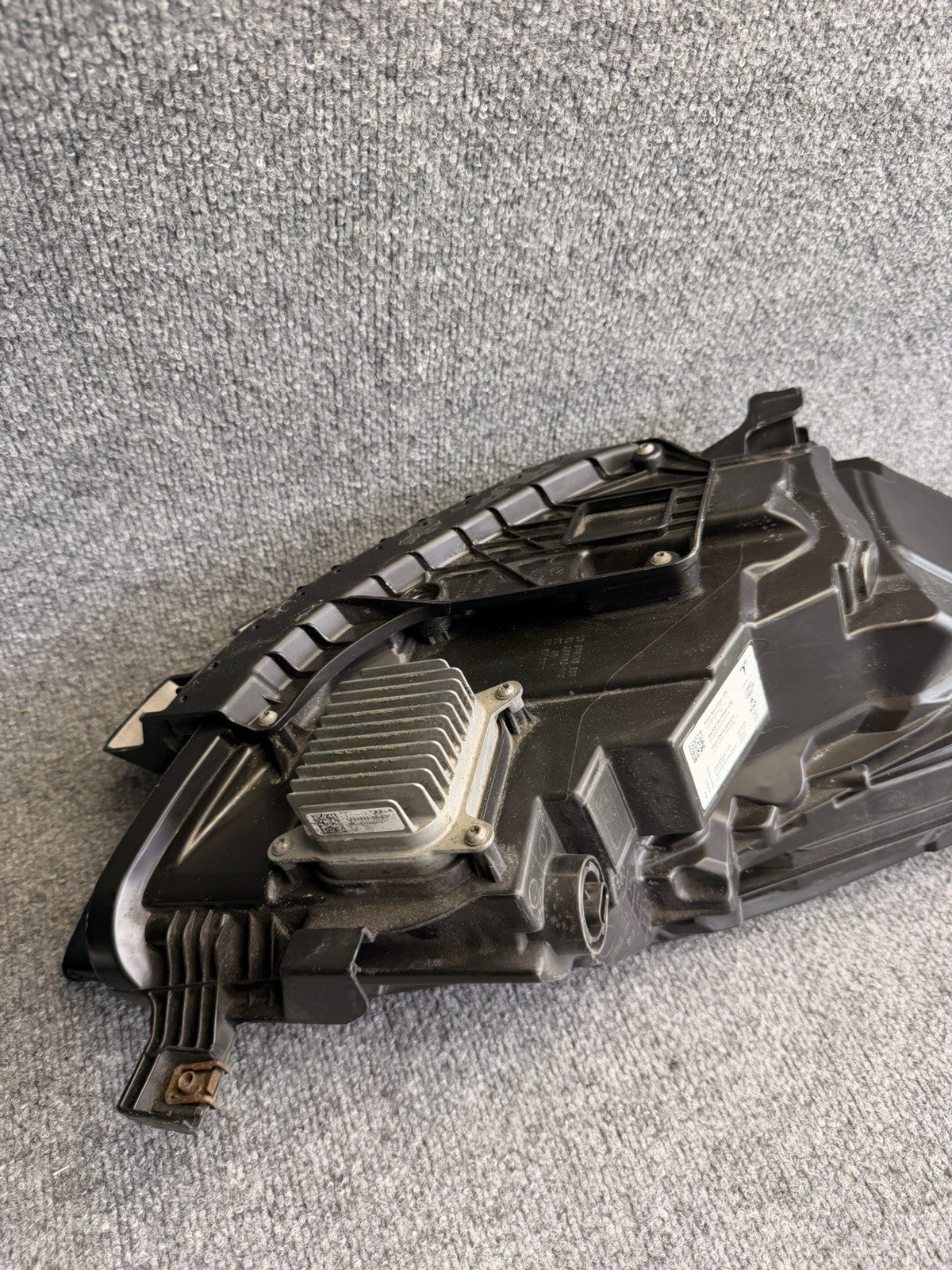 2021 2022 2023 2024 Tesla Model 3Y Left Driver Matrix LED Headlight 1514952-00-D