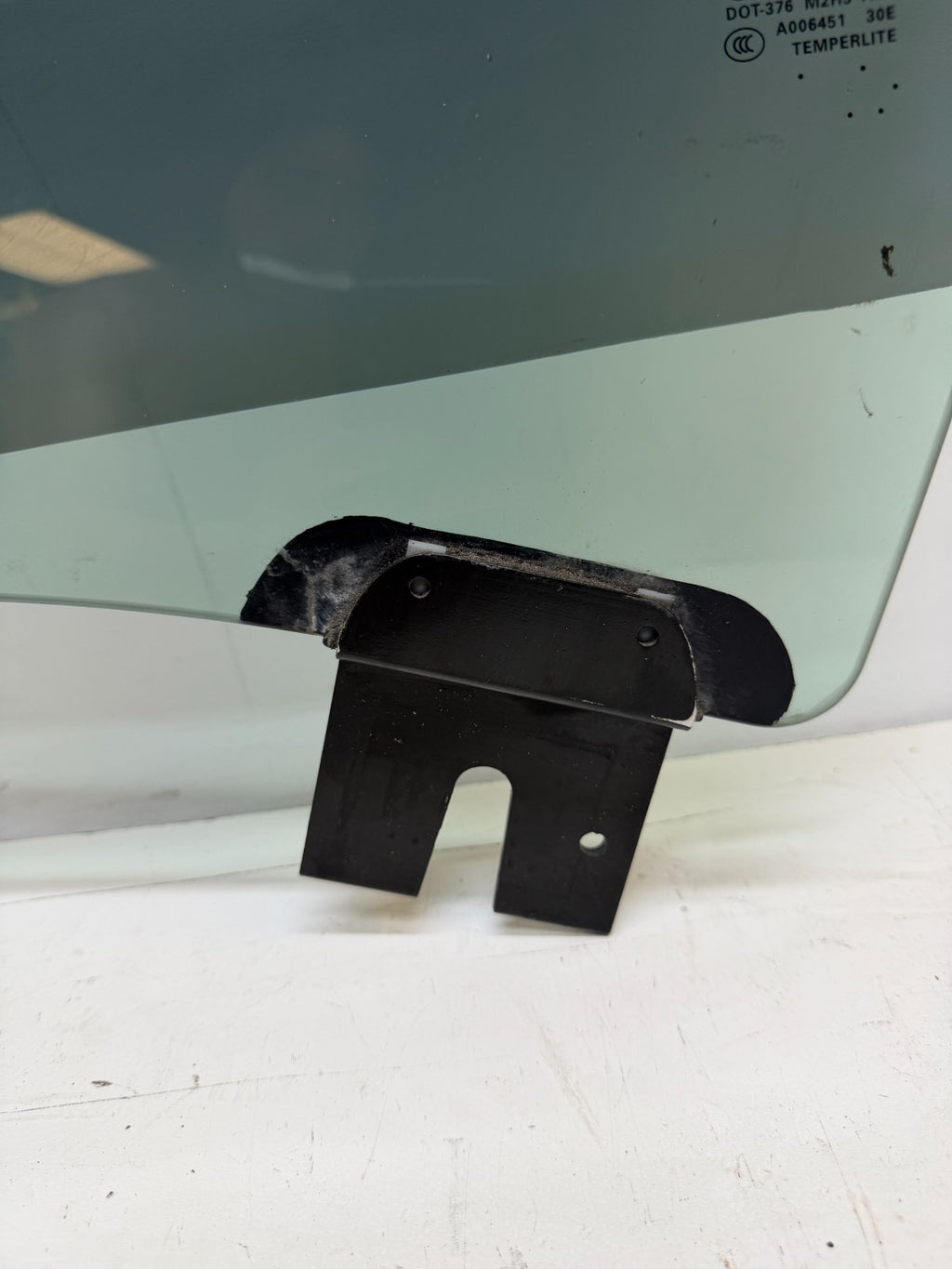 2012-2020 Tesla Model S Front Left Driver Side Door Window Glass 43R-001074
