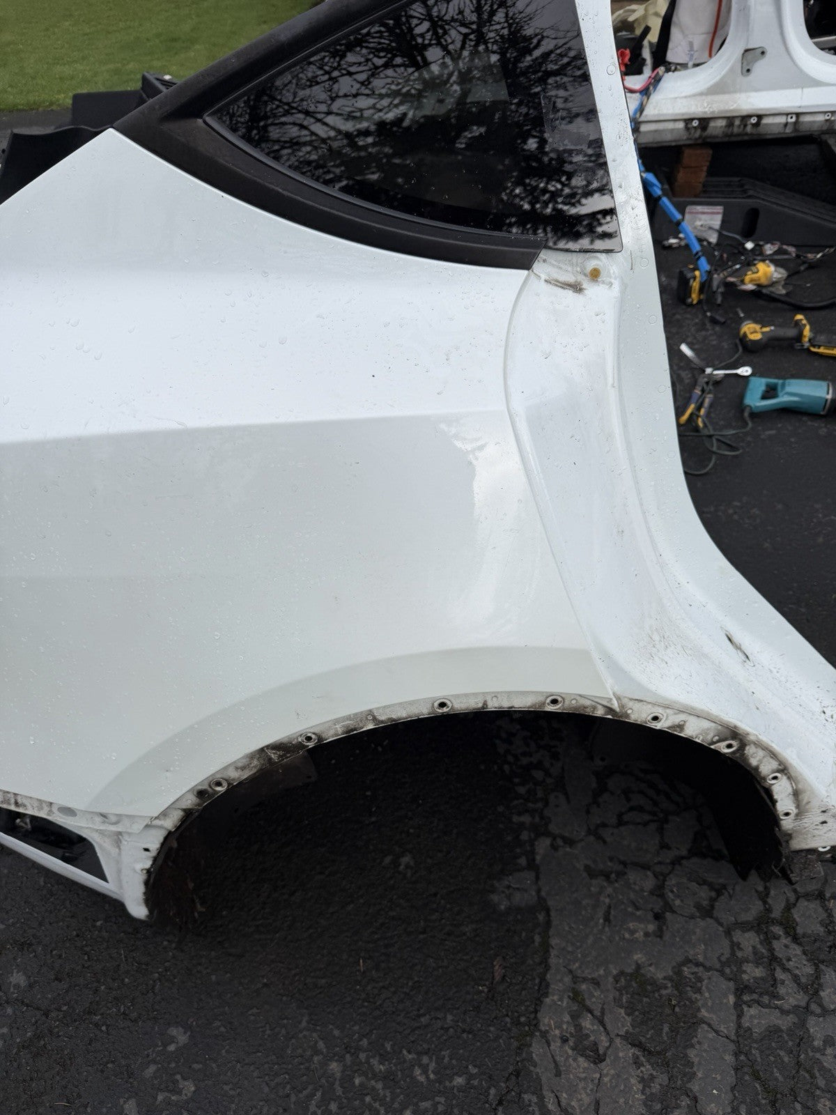 ♦️2020-2024 Tesla Model Y Rear Right Quarter Panel Structural Cutout White