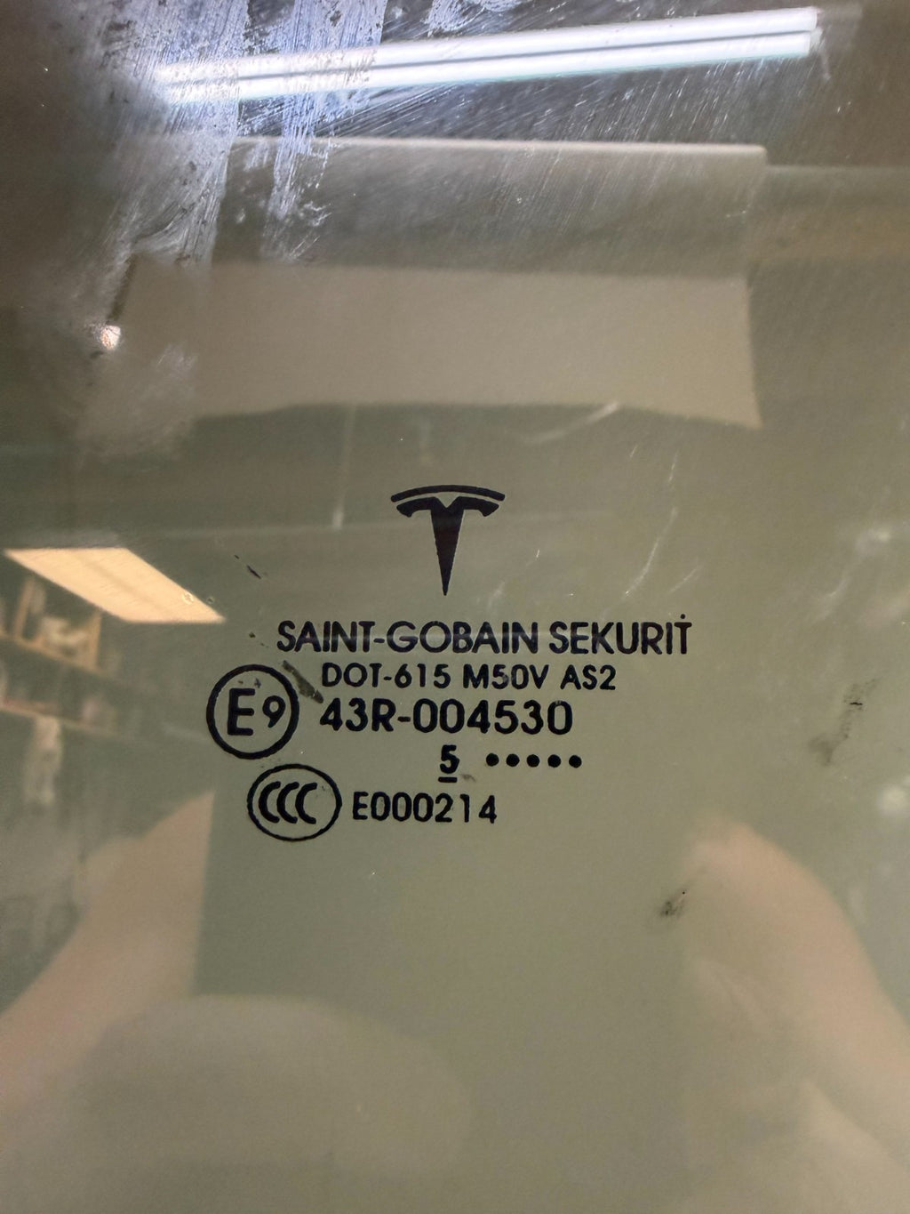 2016-2020 Tesla Model X Front Left Driver Window Door Glass 43R-004530