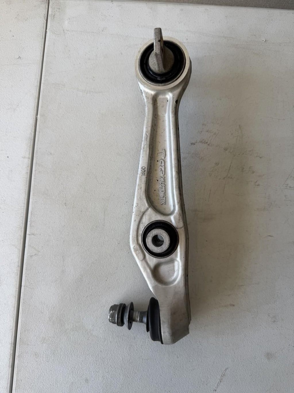 ♦️17-23 TESLA MODEL 3 FRONT LEFT/RIGHT SUSPENSION CONTROL ARM OEM, 1044341-00-D