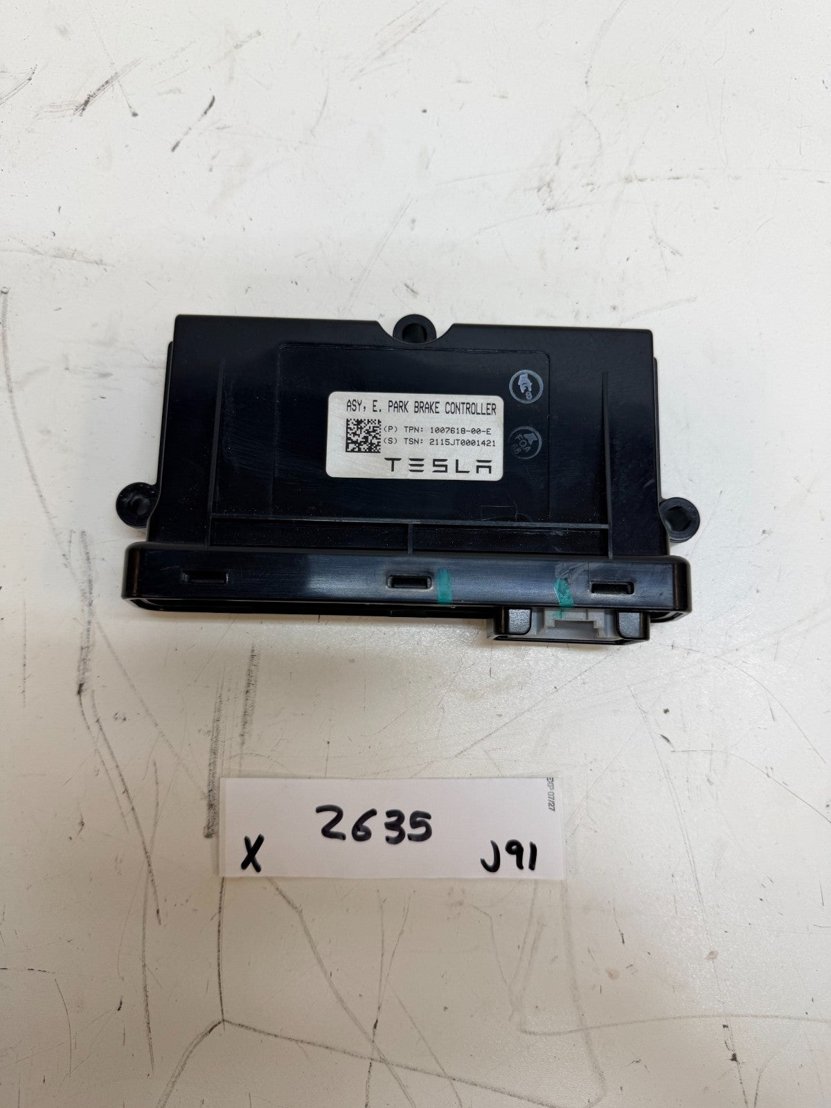 2012-2020 Tesla Model X Electronic Parking Brake Module 1007618-00-E