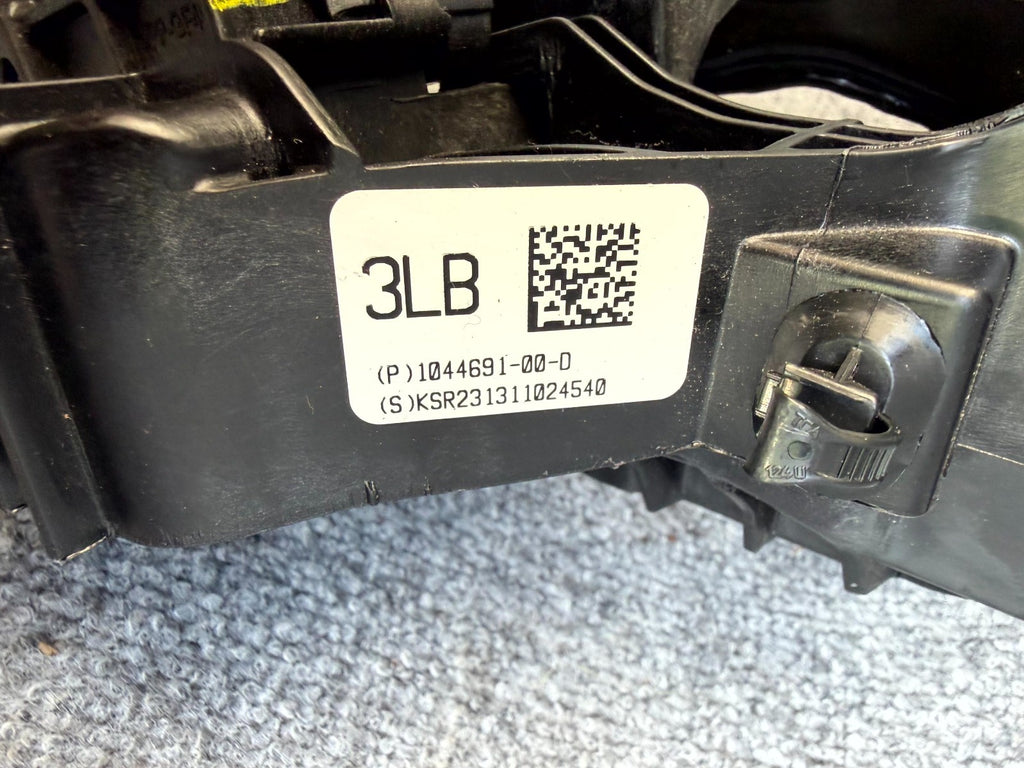 2017-2023 TESLA MODEL 3 ACCELERATOR & BRAKE PEDAL SET ASSEMBLY OEM, 1044691-00-D