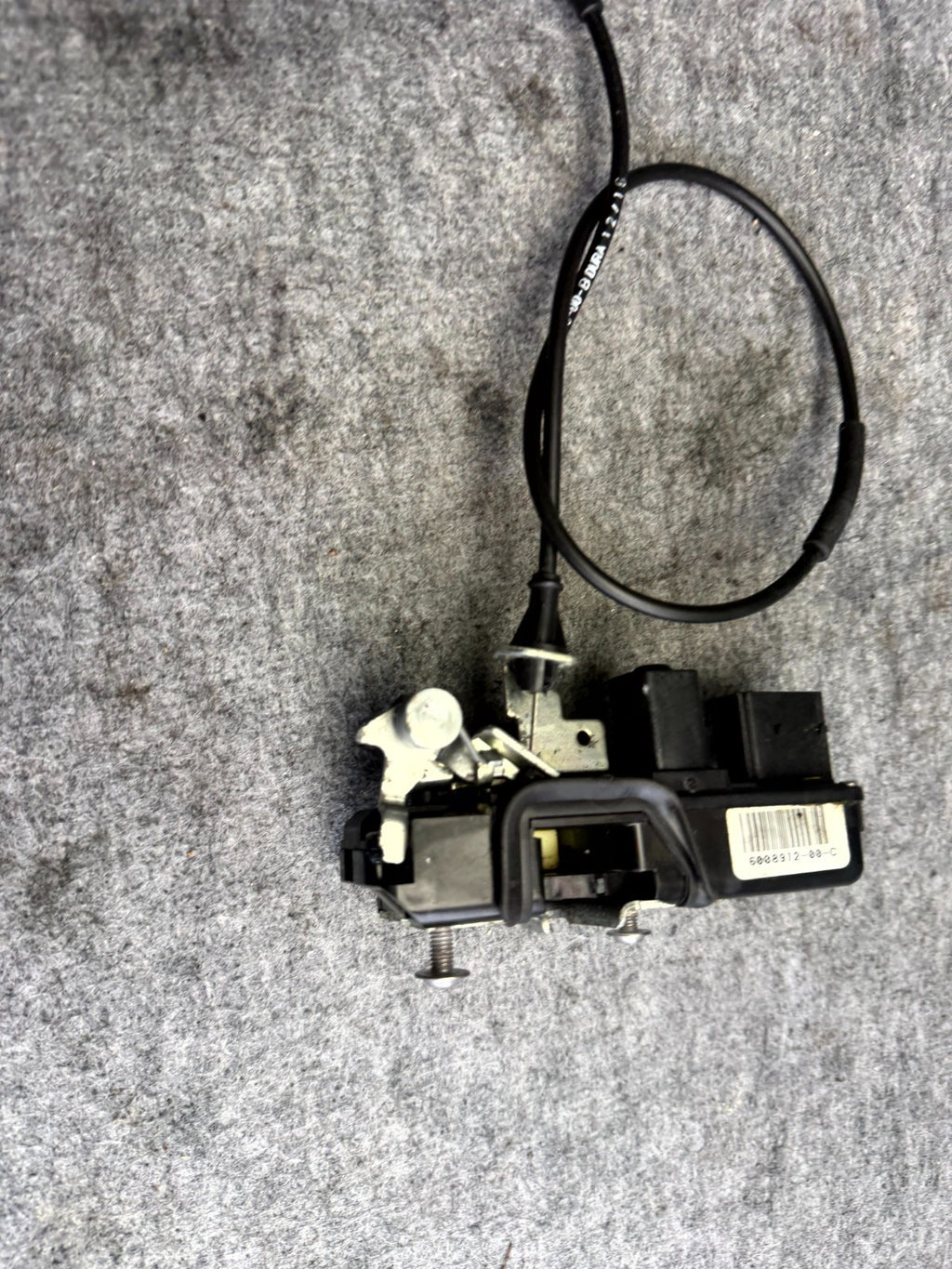 ♦️12-20 TESLA MODEL S FRONT RIGHT SIDE DOOR LOCK LATCH ACTUATOR OEM 6008912-00-C