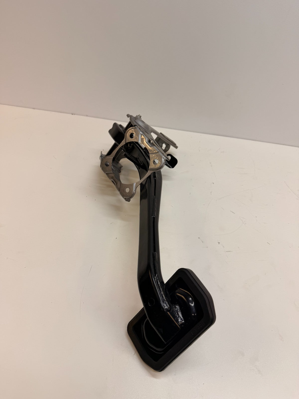 2012-2020 Tesla Model S Brake Stop Pedal w/ Sensor Assembly 1050657-00-A